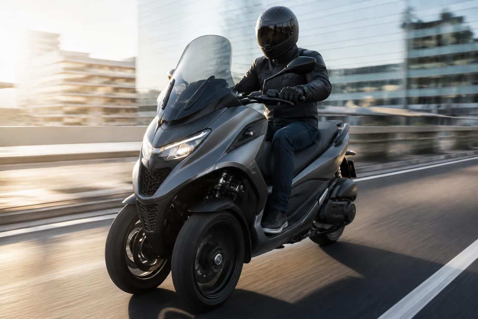 découvrez les performances et les chiffres clés du piaggio mp3 400 2026, sa vitesse maximale, ses caractéristiques techniques et tout ce qu'il faut savoir sur ce scooter innovant à trois roues.